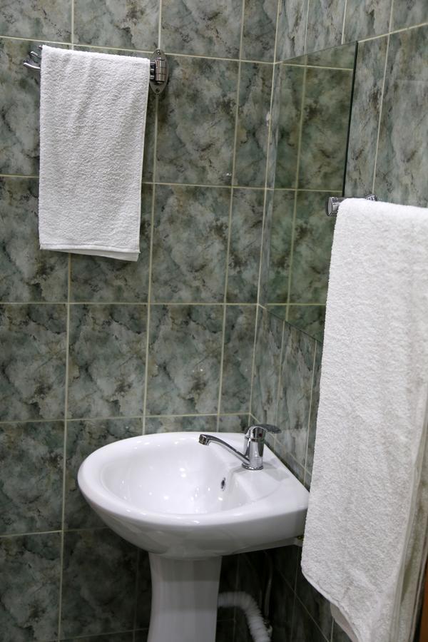 Magnolia Hostel Yerevan Ngoại thất bức ảnh