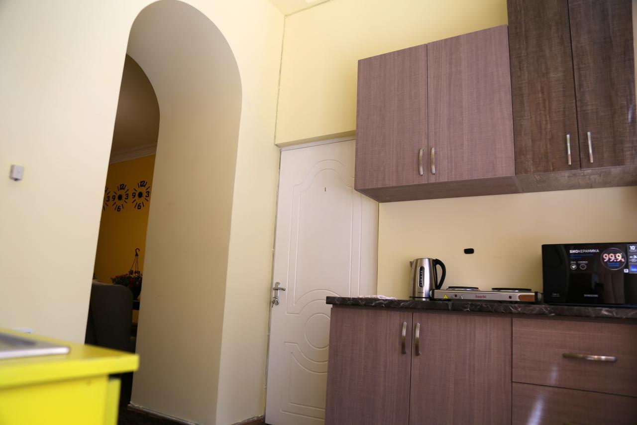 Magnolia Hostel Yerevan Ngoại thất bức ảnh